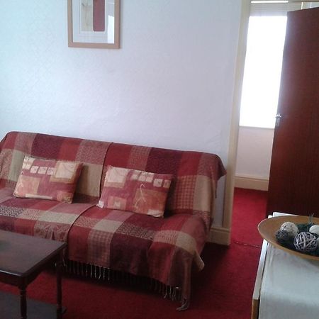 Lyndale Holiday Flats Blackpool Exterior photo